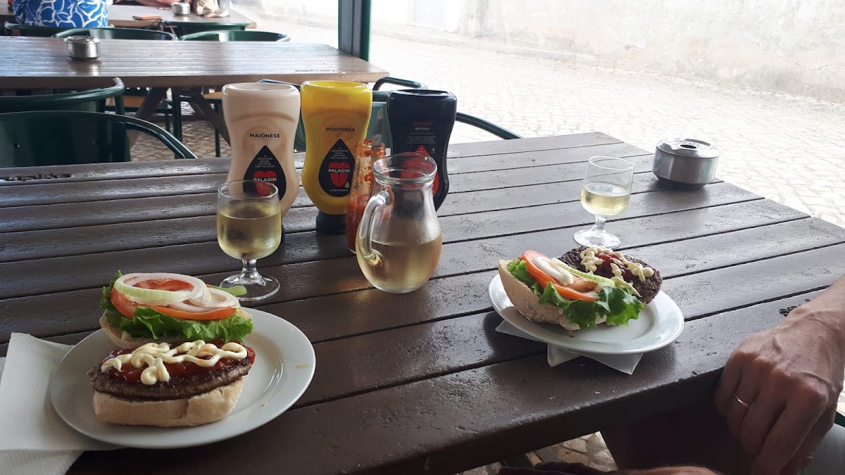 João Carlos Filipe Cordeiro Snak Bar Jardim-7